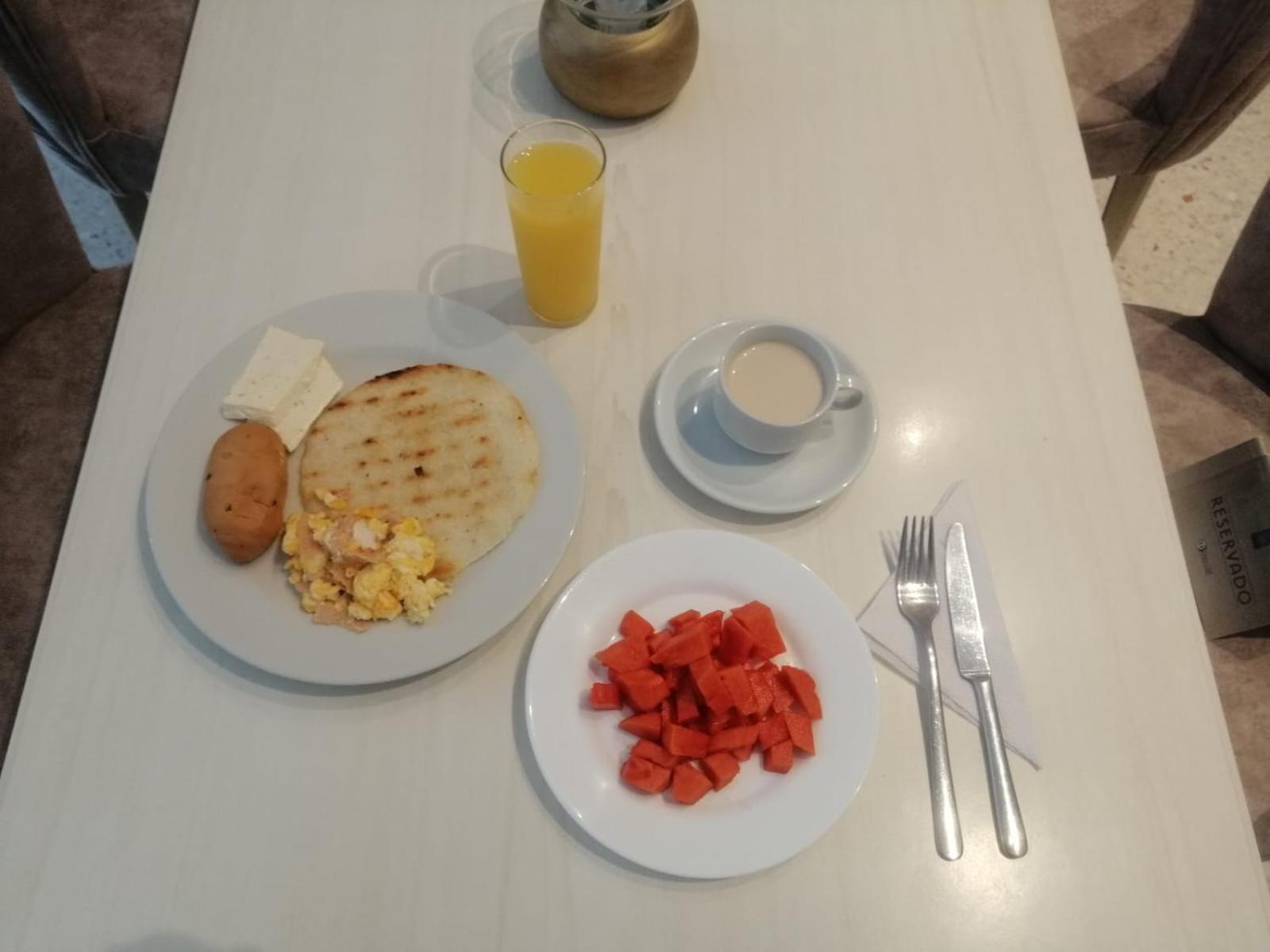 Hotel La Candelaria Room House Magangué المظهر الخارجي الصورة